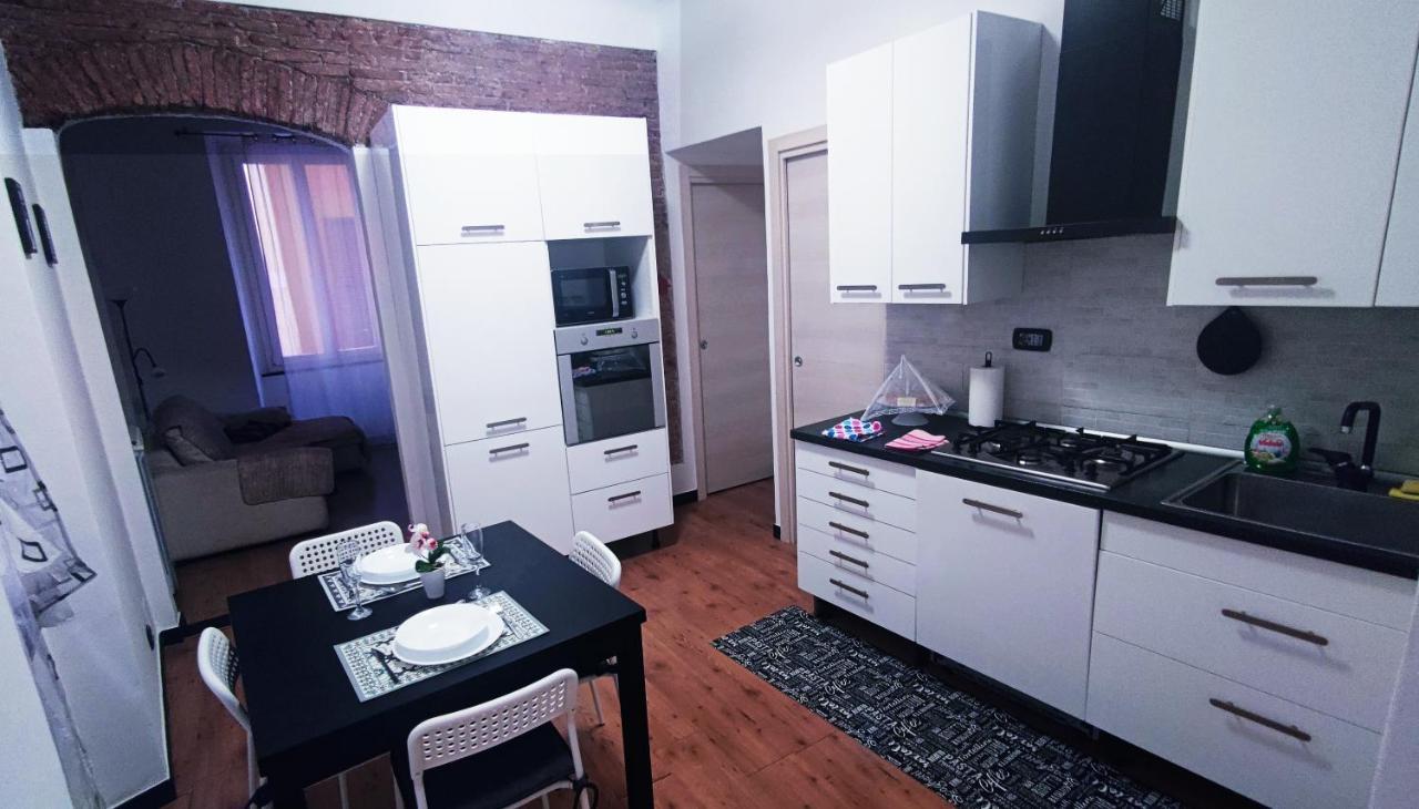Porta Soprana House - Centro Storico Appartement Genua Buitenkant foto